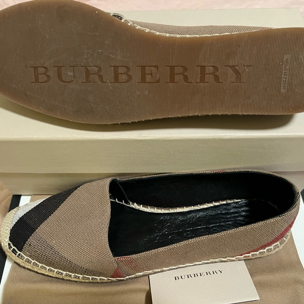 Burberry shoes
